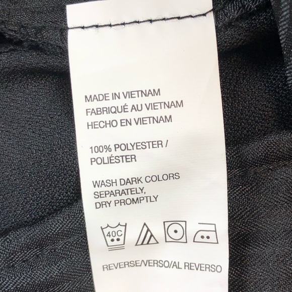 Van Huesen Slim Fit Flat Front Dress Pants. NWT - Picture 3 of 3